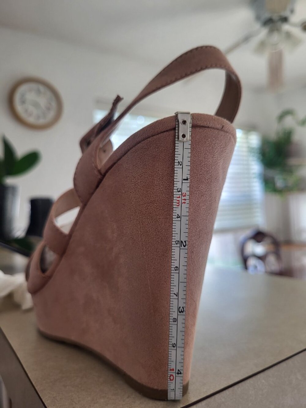 Sandals - Picture 2 of 6